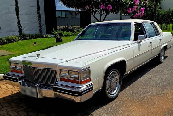 CADILLAC FLEETWOOD V8 16V GASOLINA 4P AUTOMÁTICO